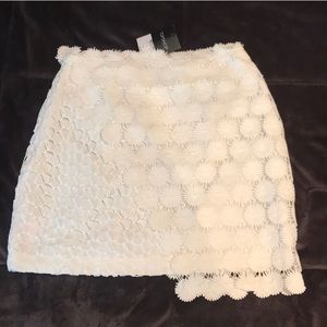 Topshop White Mesh/Flower skirt! Size 6